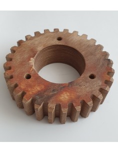 Gear for feeder drive