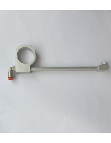 Suction system on delivery arm