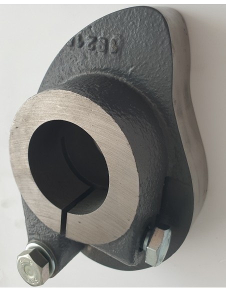 Eccentric for feeder arm